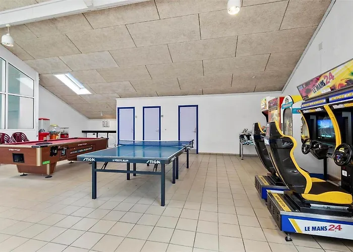 C11518-hemmet-vester-faelled-106-d-1